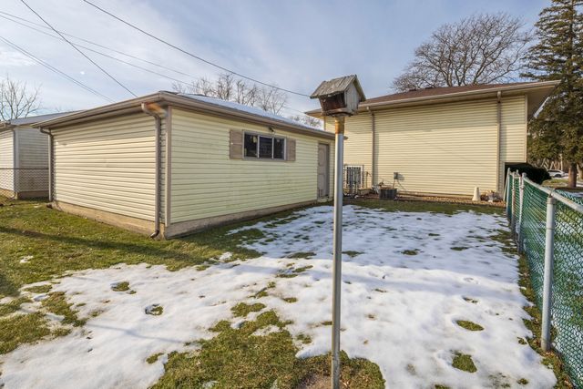 6109 Wisconsin Street, Hobart, IN 46342