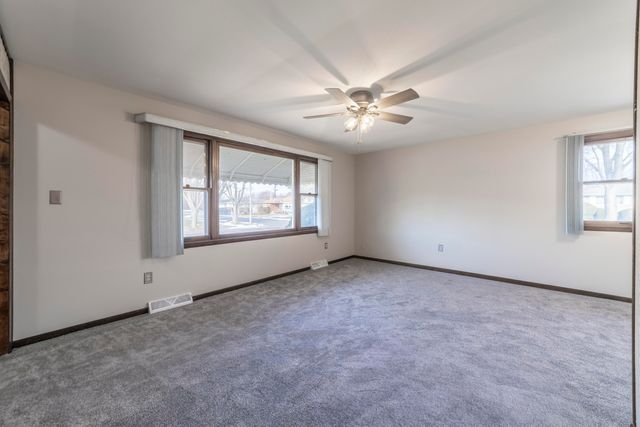 6109 Wisconsin Street, Hobart, IN 46342