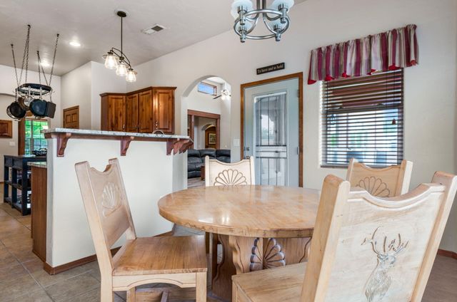 41 Inspiration Drive, Los Lunas, NM 87031