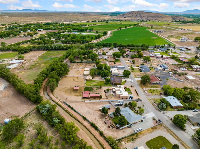 41 Inspiration Drive, Los Lunas, NM 87031