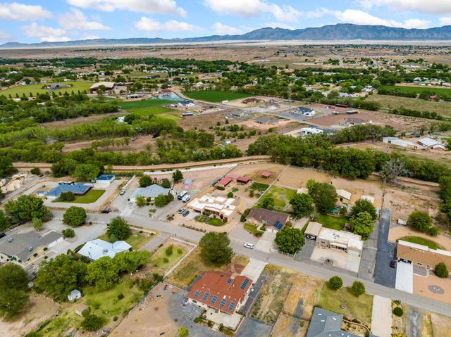 41 Inspiration Drive, Los Lunas, NM 87031