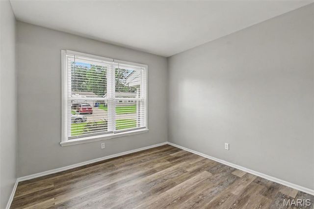 1307 Claudine Drive, St Louis, MO 63138