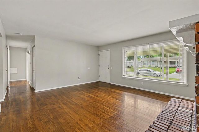1307 Claudine Drive, St Louis, MO 63138
