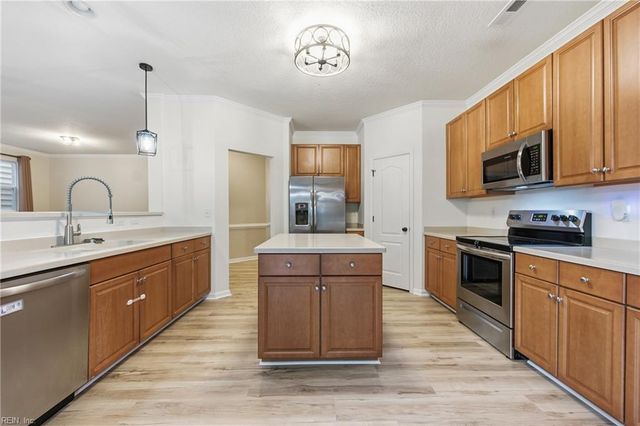 2313 Silver Charm CIR, Suffolk, VA 23435