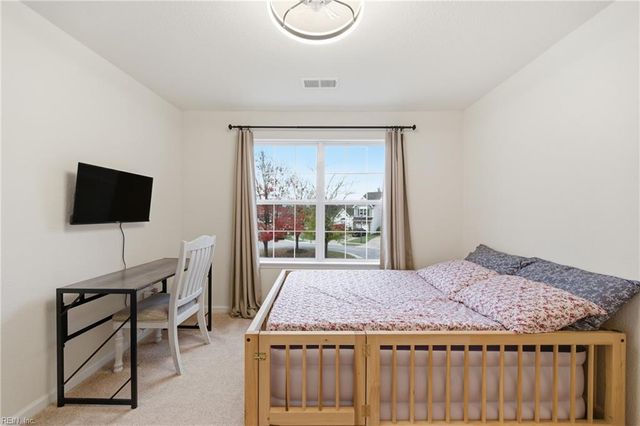 2313 Silver Charm CIR, Suffolk, VA 23435