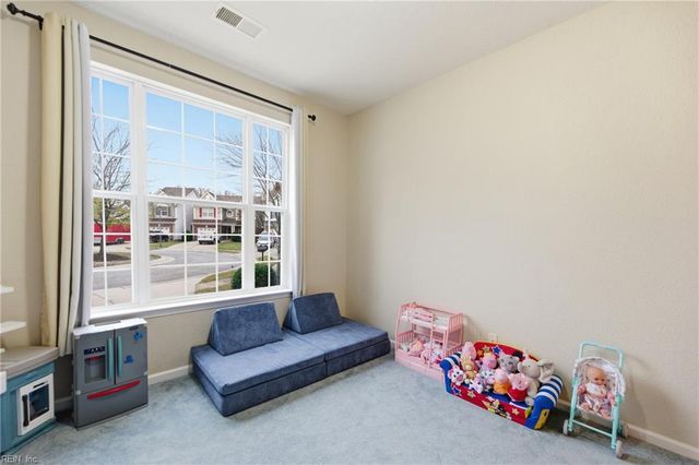 2313 Silver Charm CIR, Suffolk, VA 23435