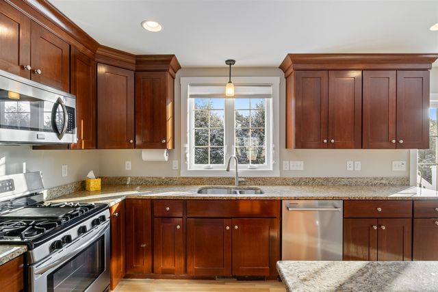 2 Hilliard Drive, Hampton, NH 03842