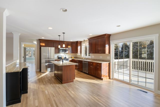 2 Hilliard Drive, Hampton, NH 03842