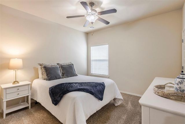 624 Blue Oak Way, Edmond, OK 73034