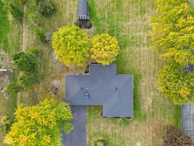 5832 S High School Road, Indianapolis, IN 46221