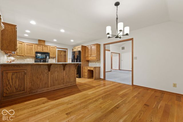 948 Silver Creek Way, Greenwood, IN 46142