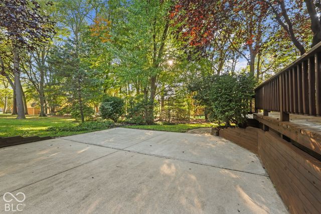 948 Silver Creek Way, Greenwood, IN 46142