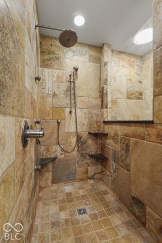 948 Silver Creek Way, Greenwood, IN 46142