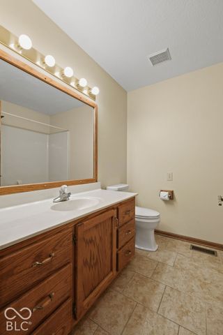 948 Silver Creek Way, Greenwood, IN 46142