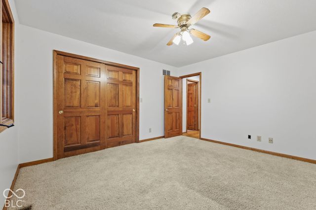 948 Silver Creek Way, Greenwood, IN 46142