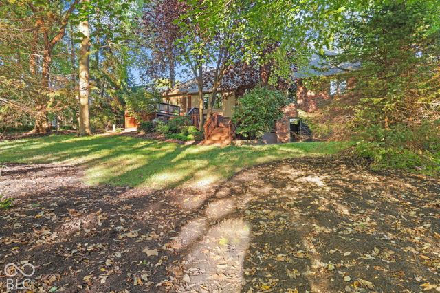 948 Silver Creek Way, Greenwood, IN 46142