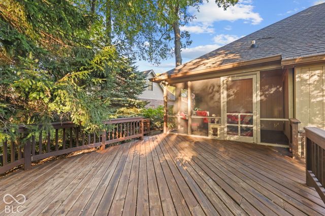 948 Silver Creek Way, Greenwood, IN 46142