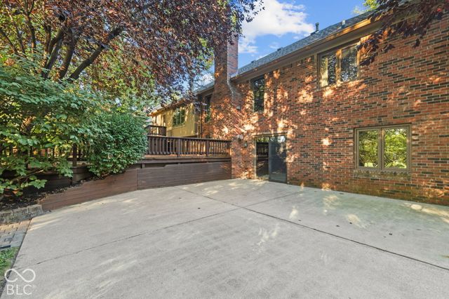 948 Silver Creek Way, Greenwood, IN 46142