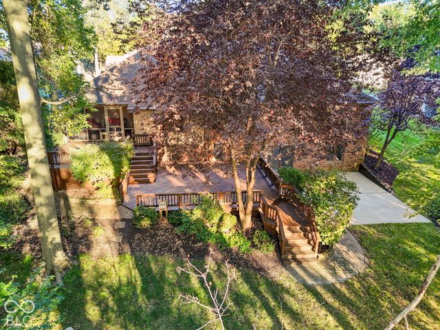 948 Silver Creek Way, Greenwood, IN 46142