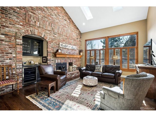 7640 S Brentwood St, Littleton, CO 80128