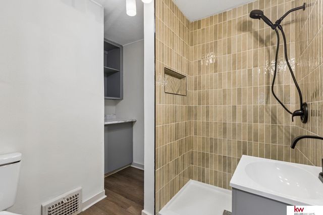 2014 S 7th Street, Omaha, NE 68108