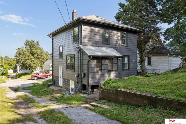 2014 S 7th Street, Omaha, NE 68108