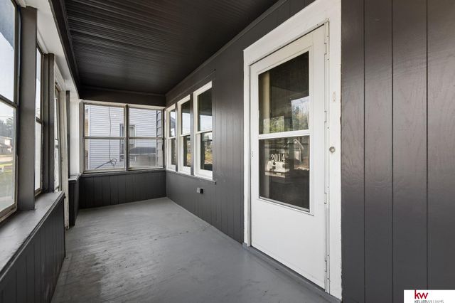 2014 S 7th Street, Omaha, NE 68108
