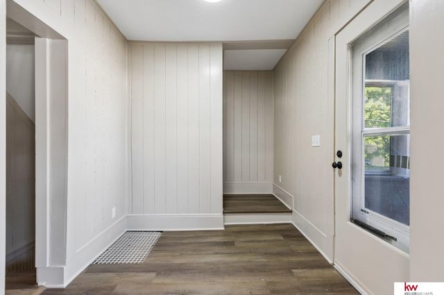 2014 S 7th Street, Omaha, NE 68108