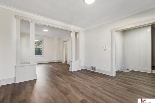 2014 S 7th Street, Omaha, NE 68108