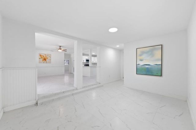 1115 S Seacrest Boulevard, Boynton Beach, FL 33435