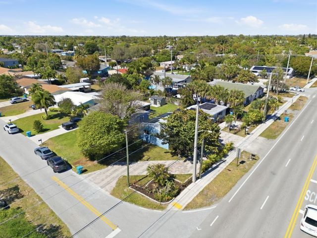 1115 S Seacrest Boulevard, Boynton Beach, FL 33435