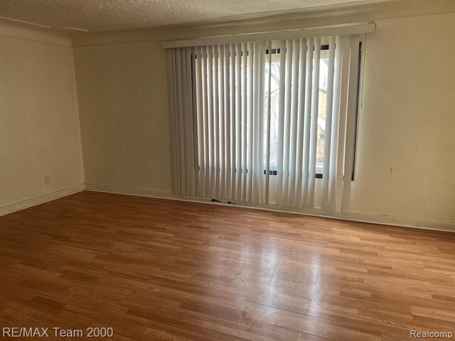 6406 Mead Street, Dearborn, MI 48126