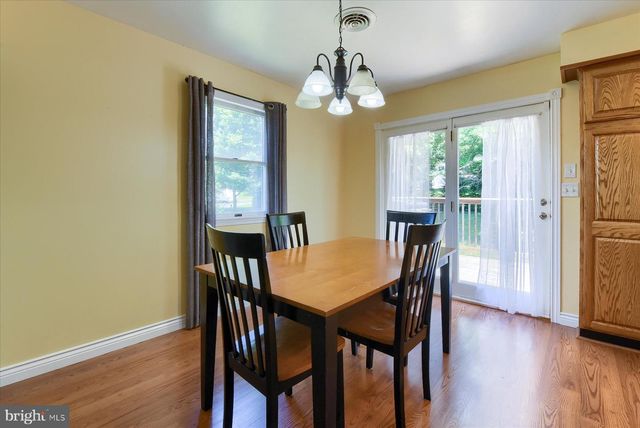 30 WESTER LAU DR, Dillsburg, PA 17019