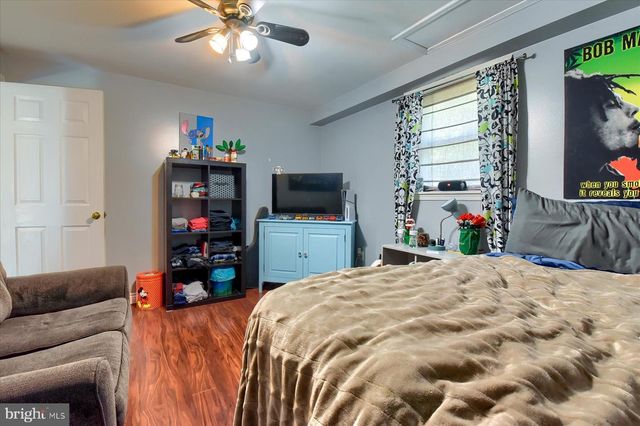 30 WESTER LAU DR, Dillsburg, PA 17019