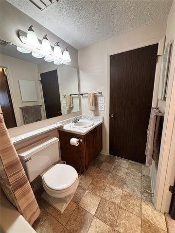 355 Bay Village Drive, Irondequoit, NY 14609