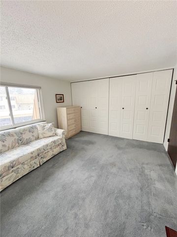 355 Bay Village Drive, Irondequoit, NY 14609