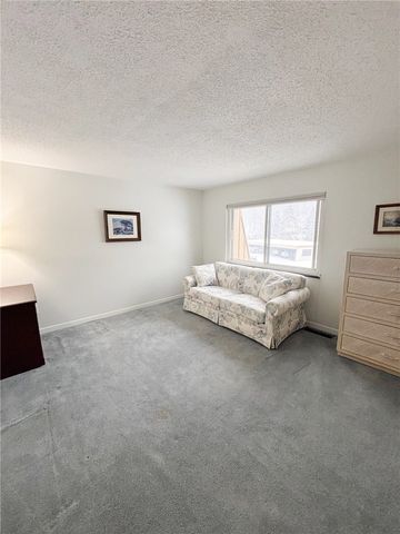 355 Bay Village Drive, Irondequoit, NY 14609