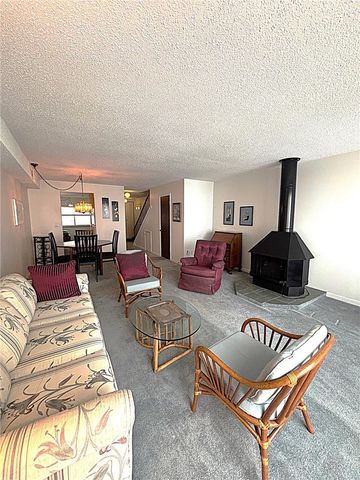 355 Bay Village Drive, Irondequoit, NY 14609