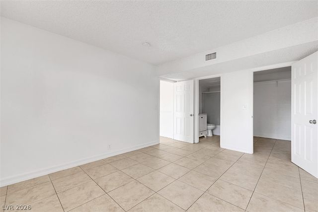 585 South Royal Crest Circle 16, Las Vegas, NV 89169