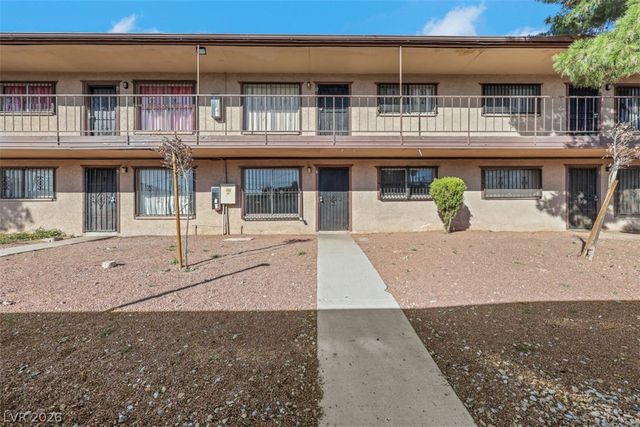 585 South Royal Crest Circle 16, Las Vegas, NV 89169