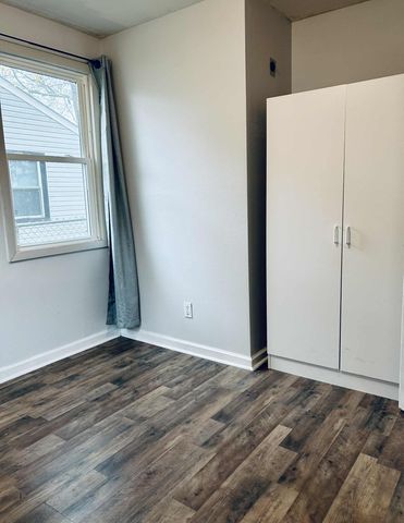 221 Burch Rd, Clarksville, TN 37042