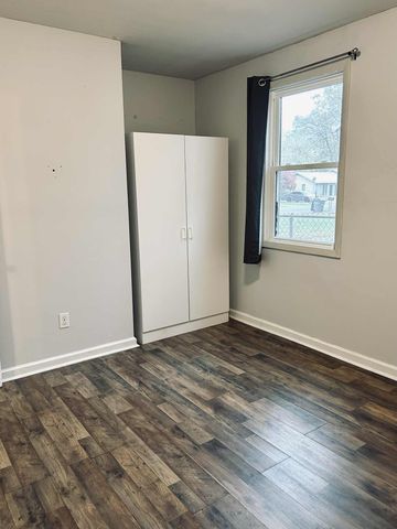 221 Burch Rd, Clarksville, TN 37042