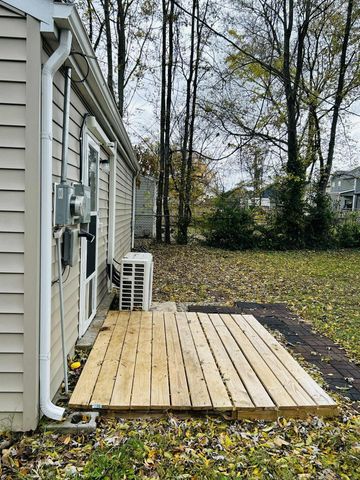 221 Burch Rd, Clarksville, TN 37042