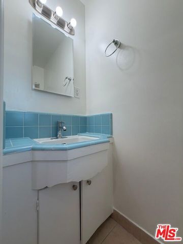415 Fischer Street Apt. C, Glendale, CA 91205