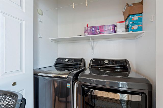 2355 W Via Di Silvio, Tucson, AZ 85741
