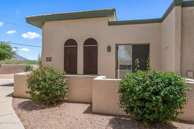 2355 W Via Di Silvio, Tucson, AZ 85741
