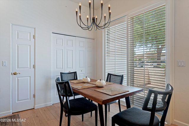 2355 W Via Di Silvio, Tucson, AZ 85741