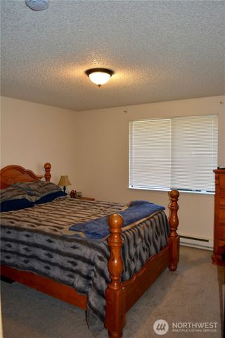 9920 132ND Street Ct E, Puyallup, WA 98373