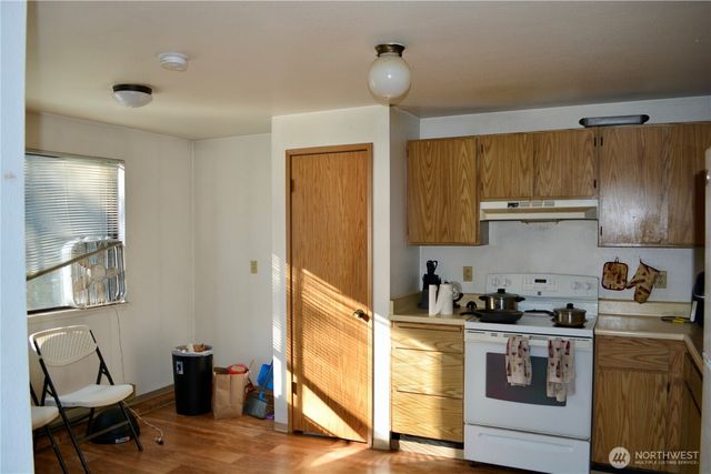 9920 132ND Street Ct E, Puyallup, WA 98373