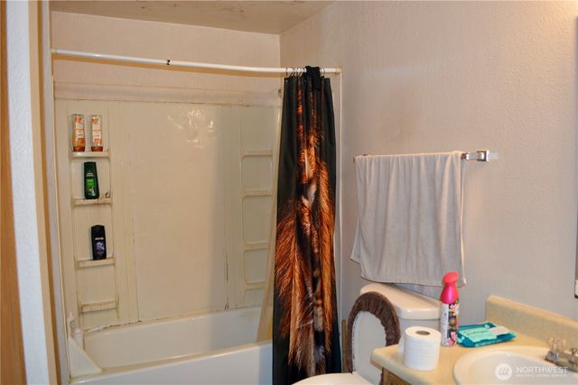 9920 132ND Street Ct E, Puyallup, WA 98373